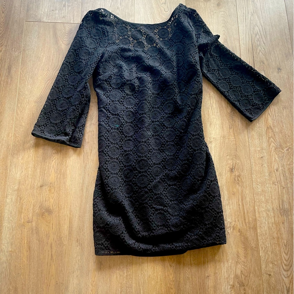 EUC Lilly Pulitzer black crochet dress sz M